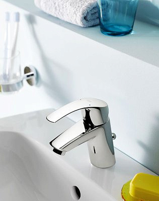Смеситель для раковины GROHE 33188002 Eurosmart New однорычажный