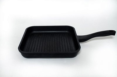 Сковорода Гриль 28см с антиприг покр и ручкой soft-touch Премьера Гардарика