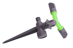 Разбрызгиватель круговой на пике регульруемый