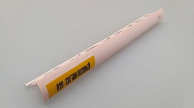 Угол наружний под плитку светло-розовый 7 мм.