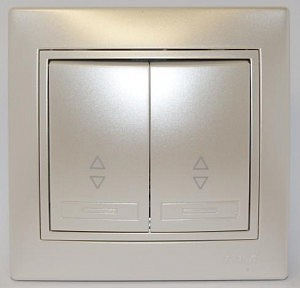 Переключатель 2- клавиши  проходной жемчужно белый перламутр 701-3030-106 