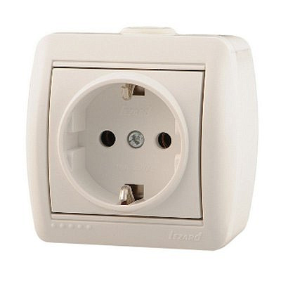 Розетка 710-0200-122 о/п розетка с/з керам. бел.