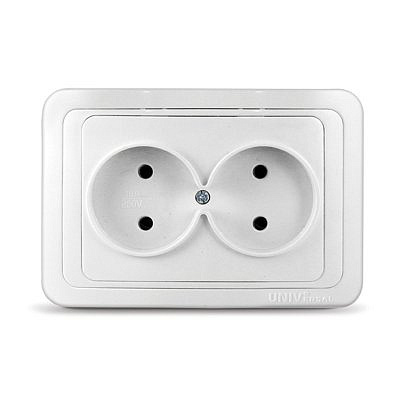 Розетка UNIVersal Валери СУ 2 мест. бел. (керам.осн.) В0102